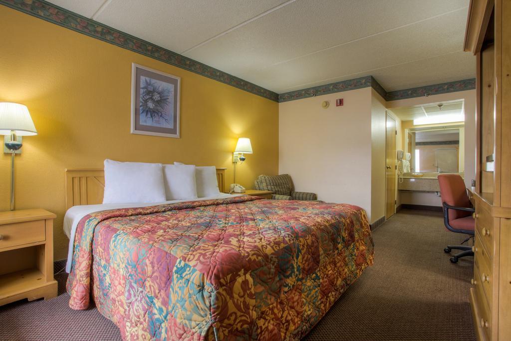 Royal Inn Pigeon Forge Oda fotoğraf