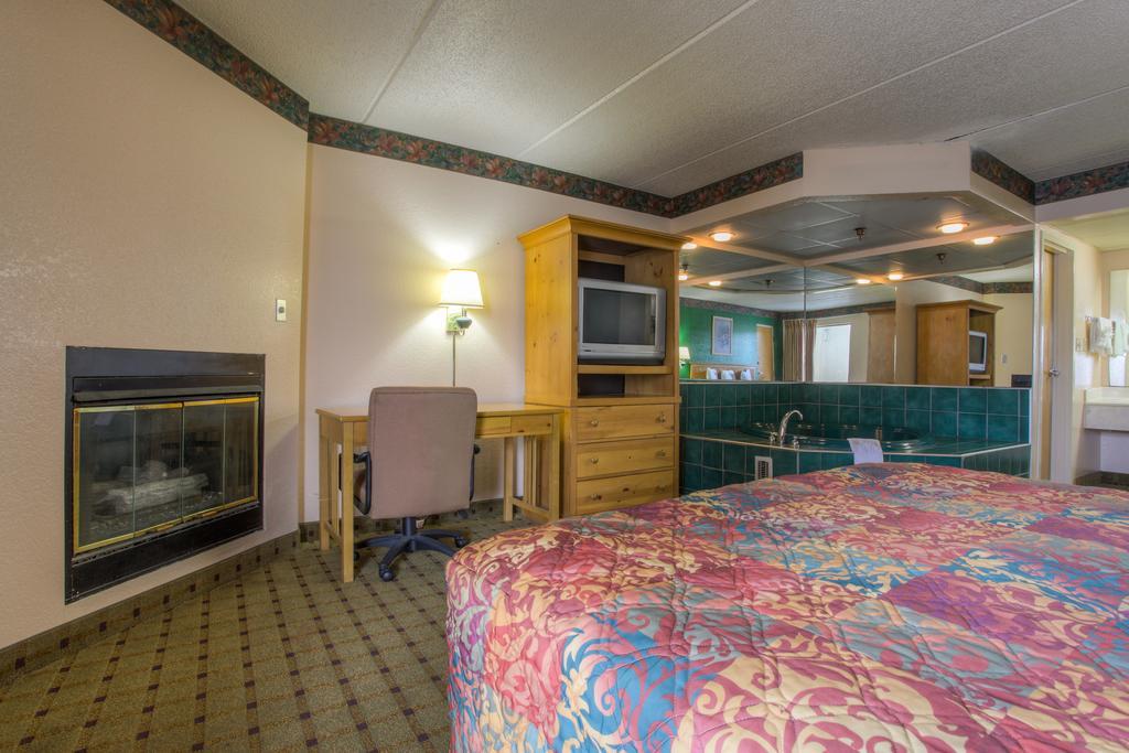 Royal Inn Pigeon Forge Oda fotoğraf