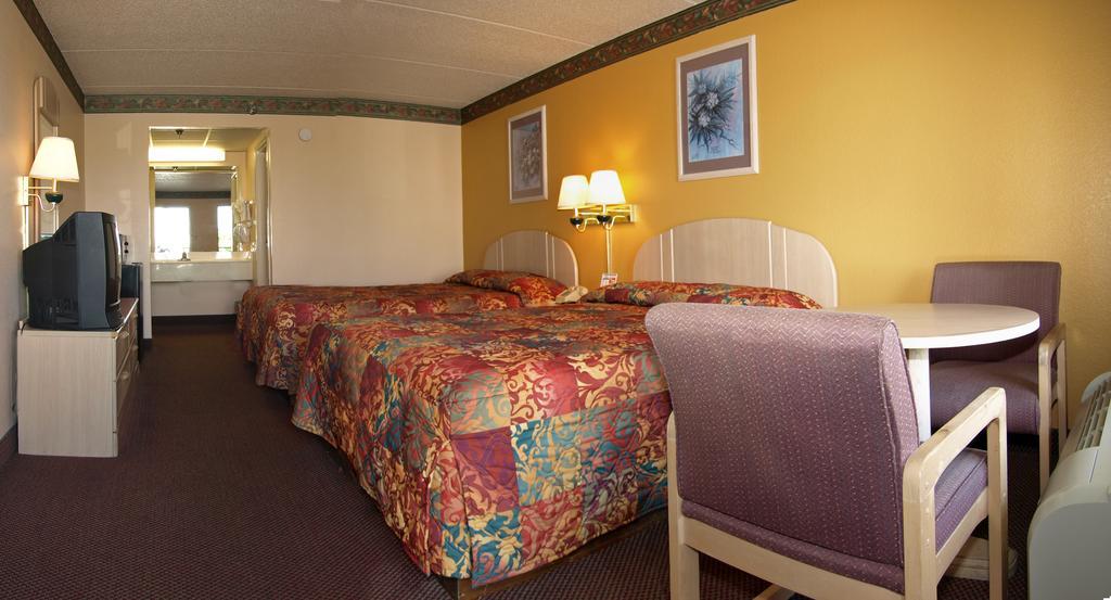 Royal Inn Pigeon Forge Oda fotoğraf
